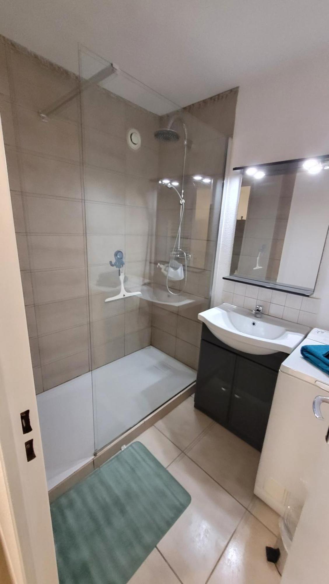 Grand Studio Confortable Jusqu'A 4 Personnes Digne-les-Bains Luaran gambar